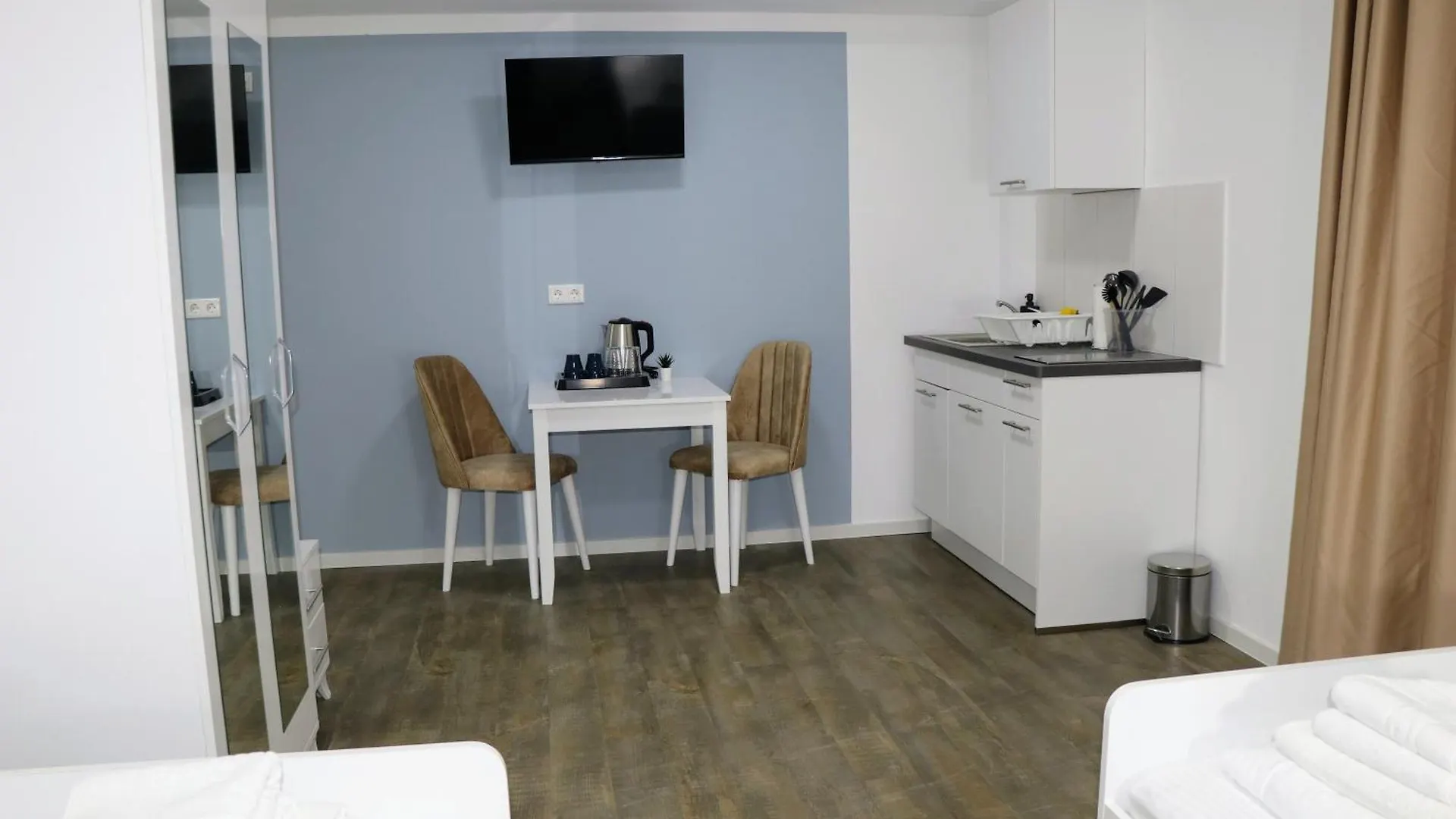 Apartments & Pension Bremen Burglesum 0*,